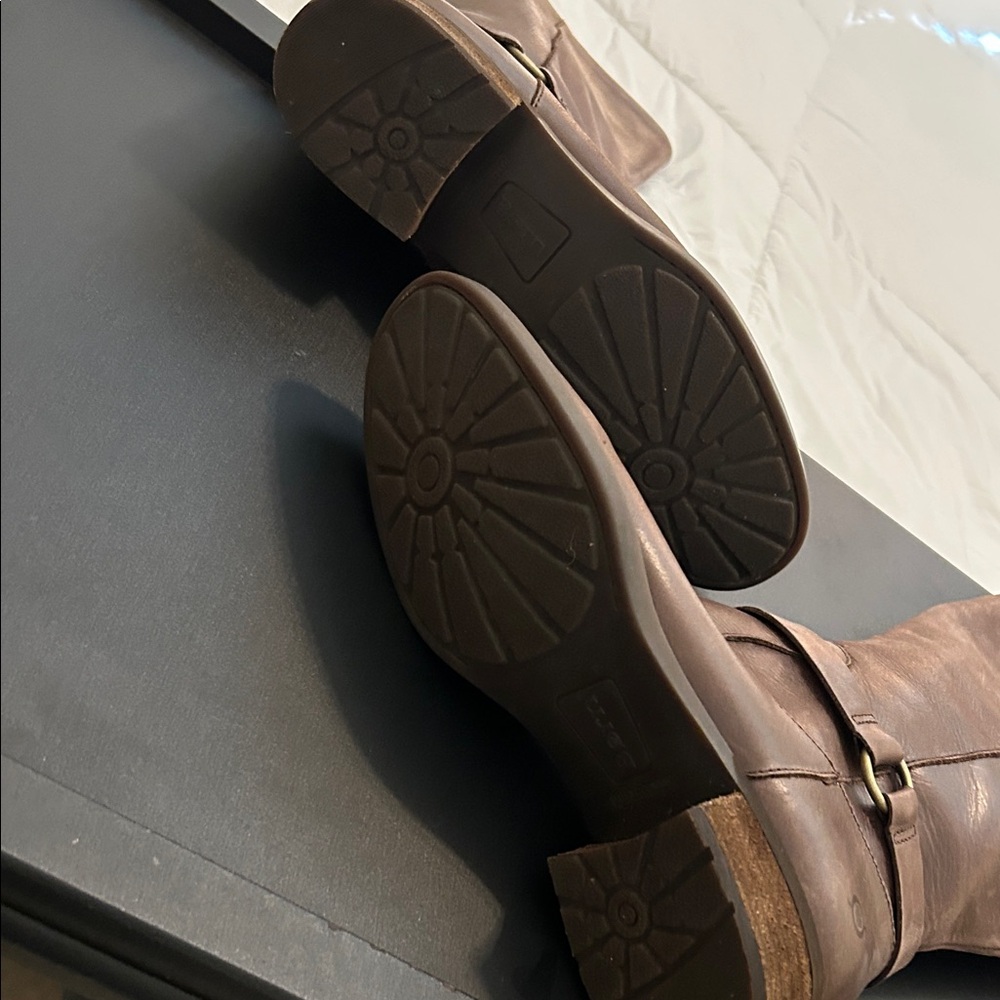 Born Women's Tan Leather Heeled Boots - Picture 6 of 10